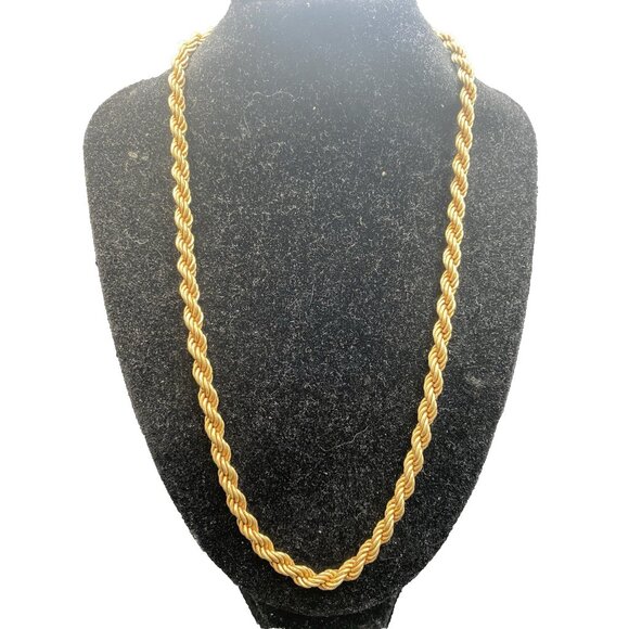 Vintage Monet Heavy 5 mm Rope Chain Necklace Gold Tone Signed 18" Layering - Picture 2 of 5